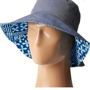 Vera Bradley Navy Oxford Reversible Bucket Beach Hat NWT O/S